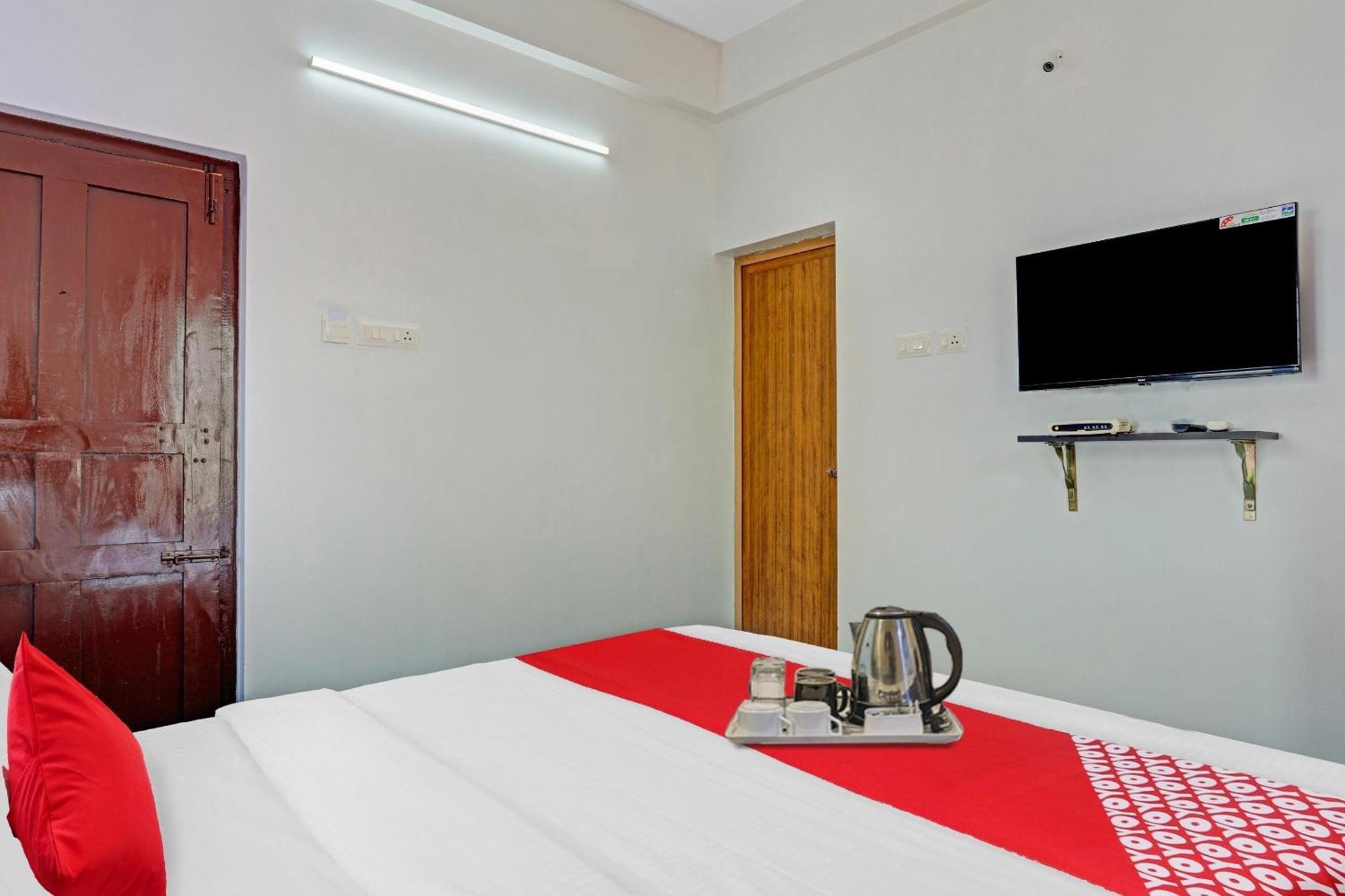 Super Hotel O Bevis Kazhakuttam Extérieur photo